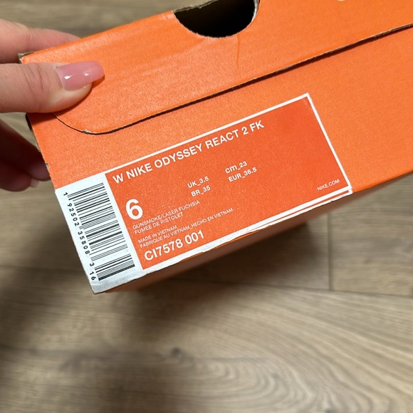 New Nike Odyssey React 2 FK Sz 6 - Picture 4 of 4